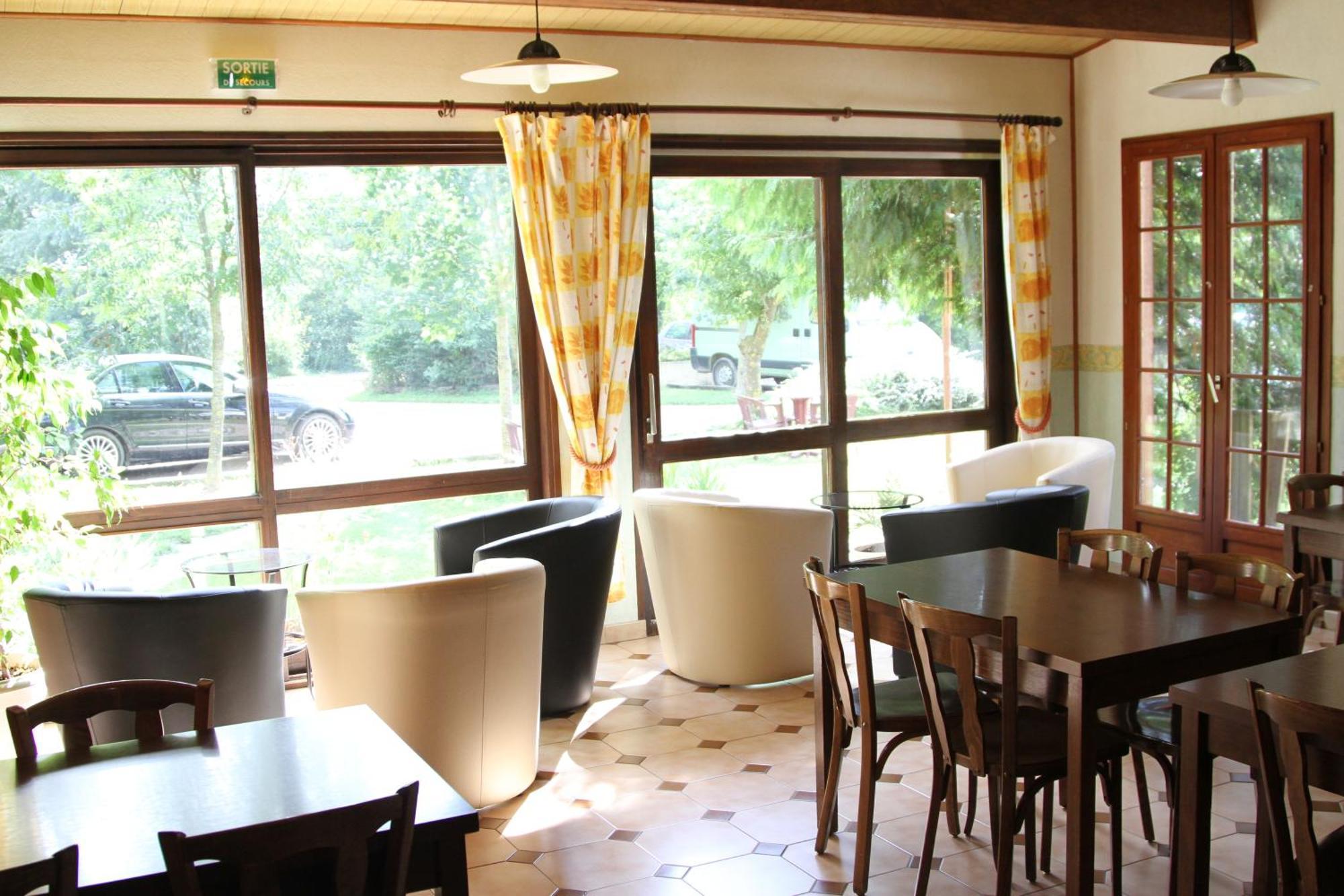 Logis Auberge De La Plaine La Rothière Esterno foto